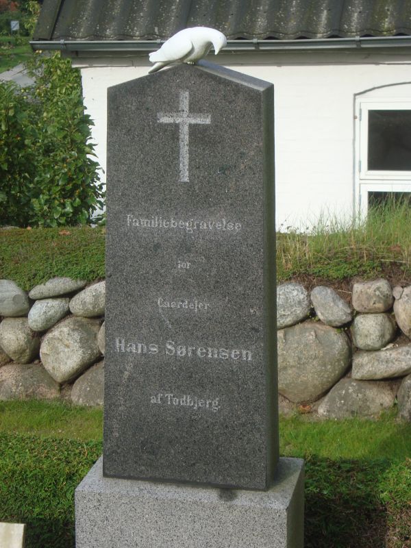 Hans Soerensen's familiegravsted.JPG